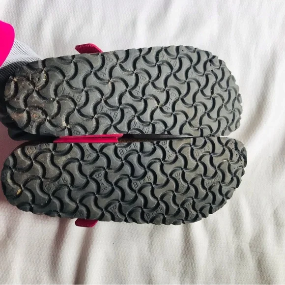 Birkenstock Pink Sandals - Picture 11 of 11